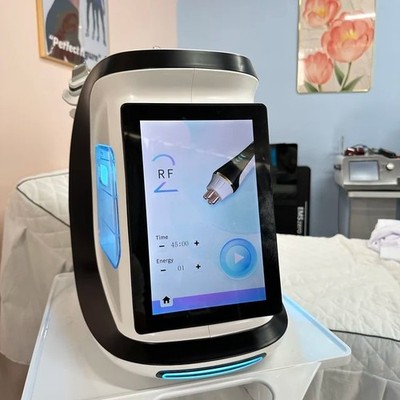 7 in 1 Facial Deep Clean Beauty Machine For Acne Exfoliators Skin Tightening