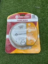 First Alert Smoke Alarm Detector 10 Year Battery 0827.    2