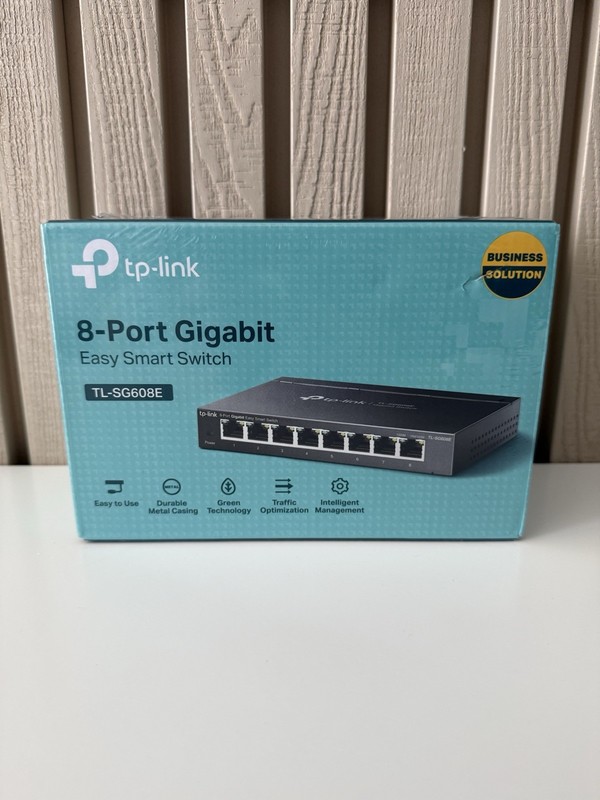 TP-Link TL-SG608E Managed Network Switch, 8-port Ethernet Splitter Plug & Play
