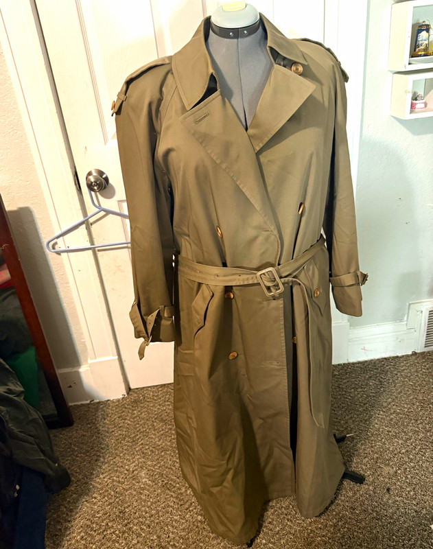 Misty Harbor Womens Green Long Trench Coat M Belted Long Sleeve