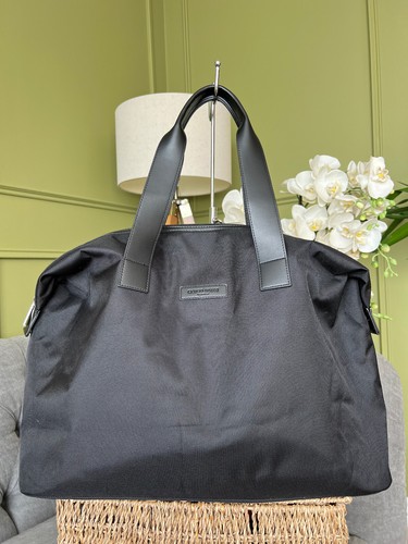 Giorgio Armani Fragrance Black Travel /Overnight/Sports Bag - Picture 7 of 13