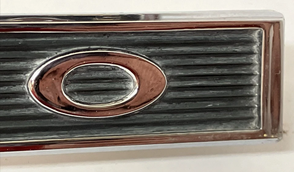 Nuevo juego emblema panel cuarto derecho/izquierdo GM 4412514 1964 Chevrolet El Camino (SC) OEM GM Foto 2 de 4