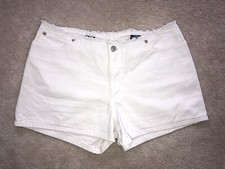VTG Y2K No Boundaries Zip Fly High Waist High Rise White Denim Mom Shorts Sz 11