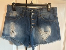 H M Womens Shorts Sz 6 Button Closure 5-pocket Med Wash Ripped Frayed