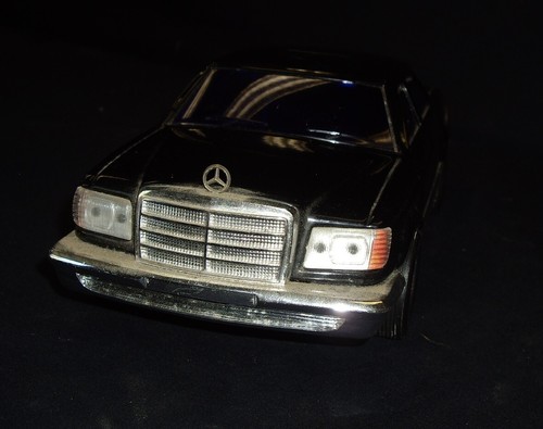 VINTAGE MERCEDES BENZ (W126) 500 SEL... COIN BANK CAR (ICHIKO) 10.5 INCH LONG. - Picture 9 of 12