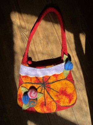 GORGEOUS vibrant Rising Tide Nepal Handmade Felted Wool Purse Boho Summer Bag