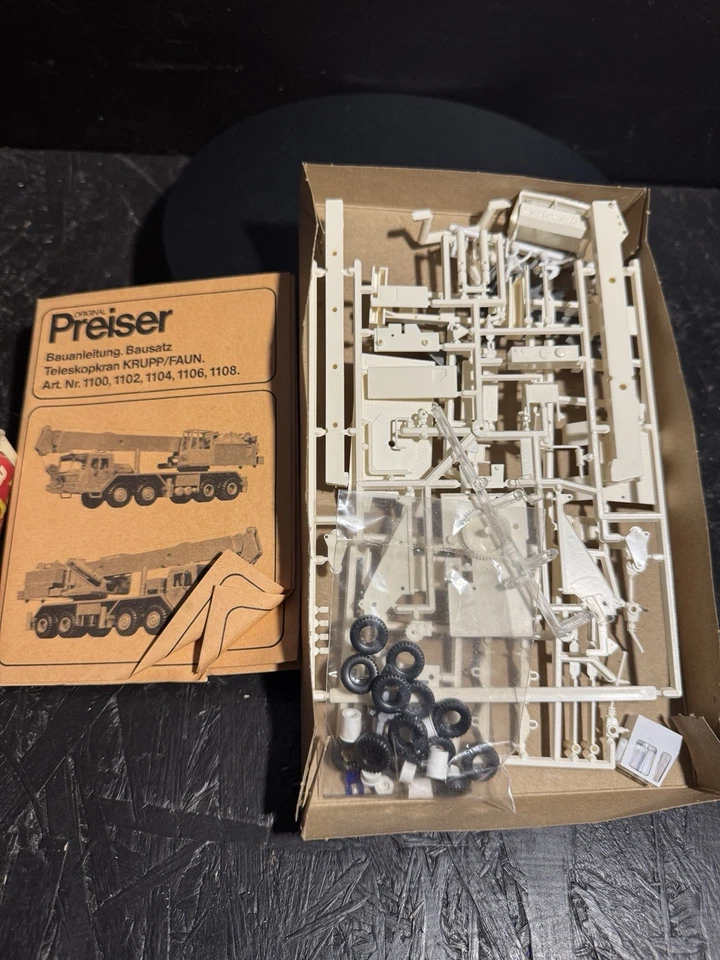 Preiser 1100 (Spur H0) Feuerwehr Krupp Teleskopkran + OVP (unbenutzt) - Bild 4 von 4