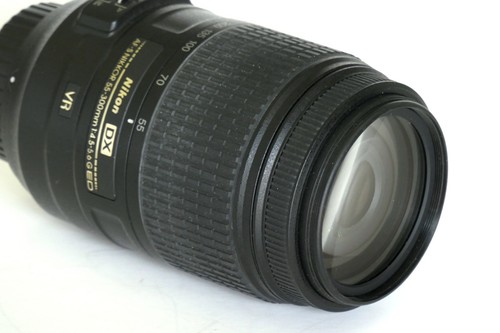 Nikon 55-300 mm f 4.5/5.6 and 2 other DX lenses. Very Good Condition, Low Price - Picture 2 of 10