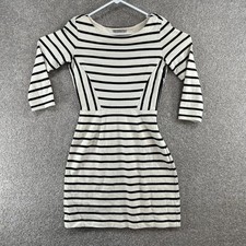 Gap Women's Dress Size Extra Small Whit Black Striped Pullover Long Sleeve