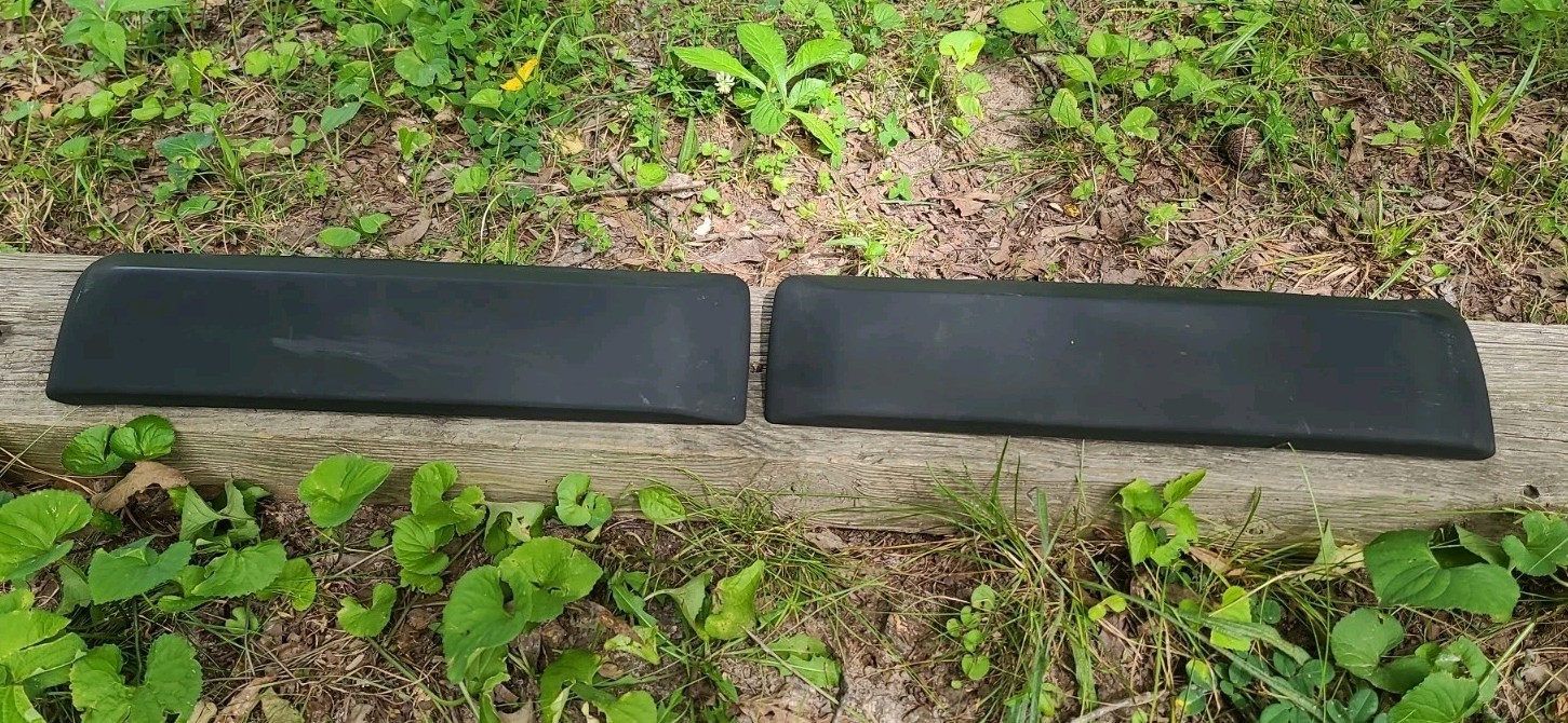 Porsche 944 Rear Bumper Pads Guards Pair Left Right OEM 94450506100 94450506200