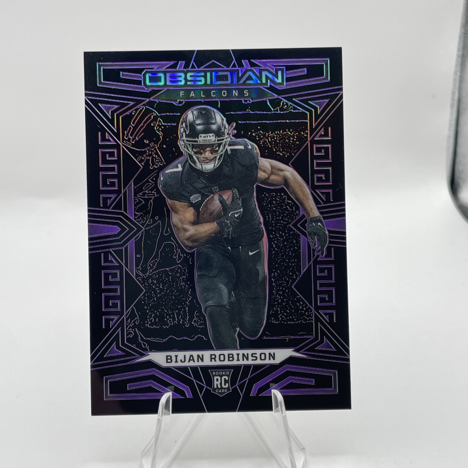 2023 Panini Obsidian -  Bijan Robinson Rookie Purple Electric Etch /75 #105 RC