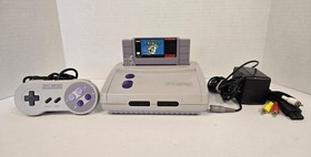 Nintendo SNES Jr Gaming Lot *Tested & Works*