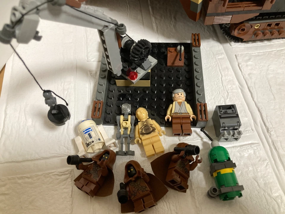 Lego Star Wars 10144 Sandcrawler Almost Complete from Japan - Image 2 of 4