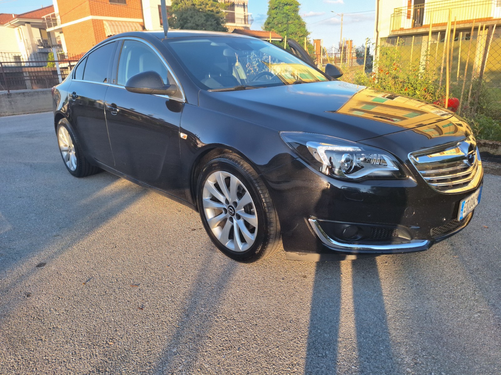 Vendo Opel Insignia 2.0 cdti 2013 berlina nera