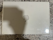 Vintage White Apple MacBook A1181 Laptop FOR PARTS ONLY As-Is