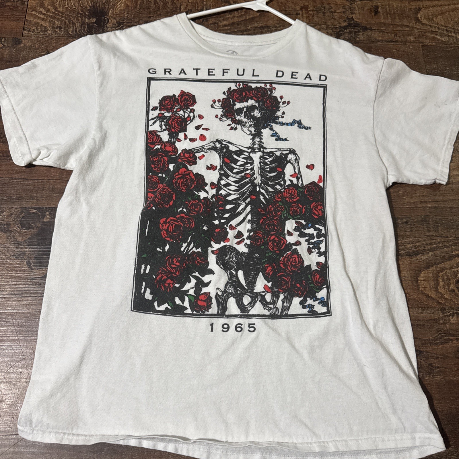 Grateful Dead Shirt Mens Large White Skeleton Roses 1965 Graphic Tee Tagless
