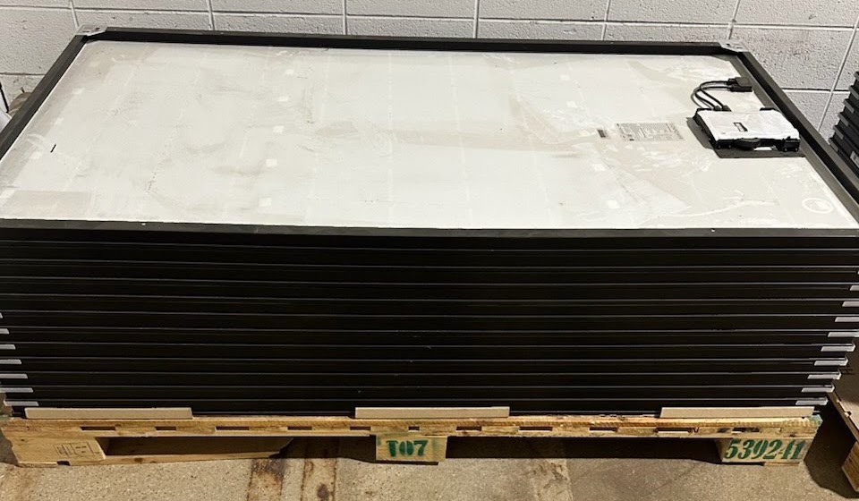 W/ Micro Inverters, Model Spr-m420-h-ac