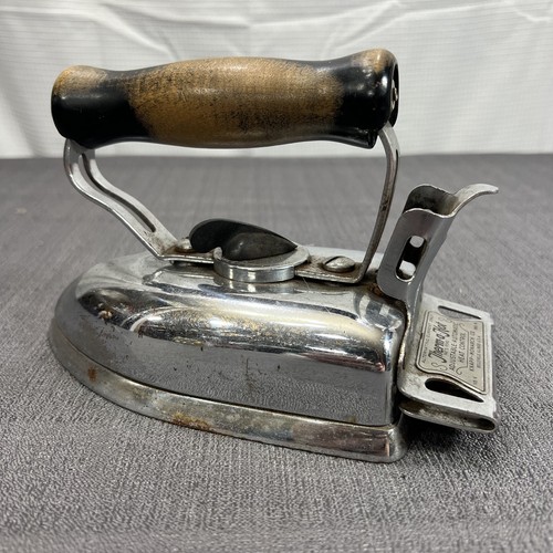 Vintage Heavy Therm-A-Hot Clothing Iron Knapp-Monarch Co Decroative Door Stopper