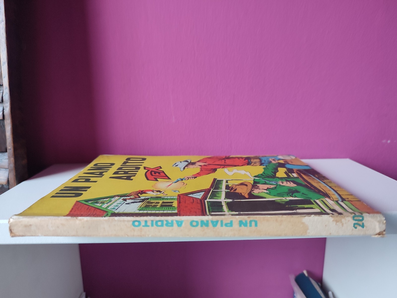Foto 12 di 17
