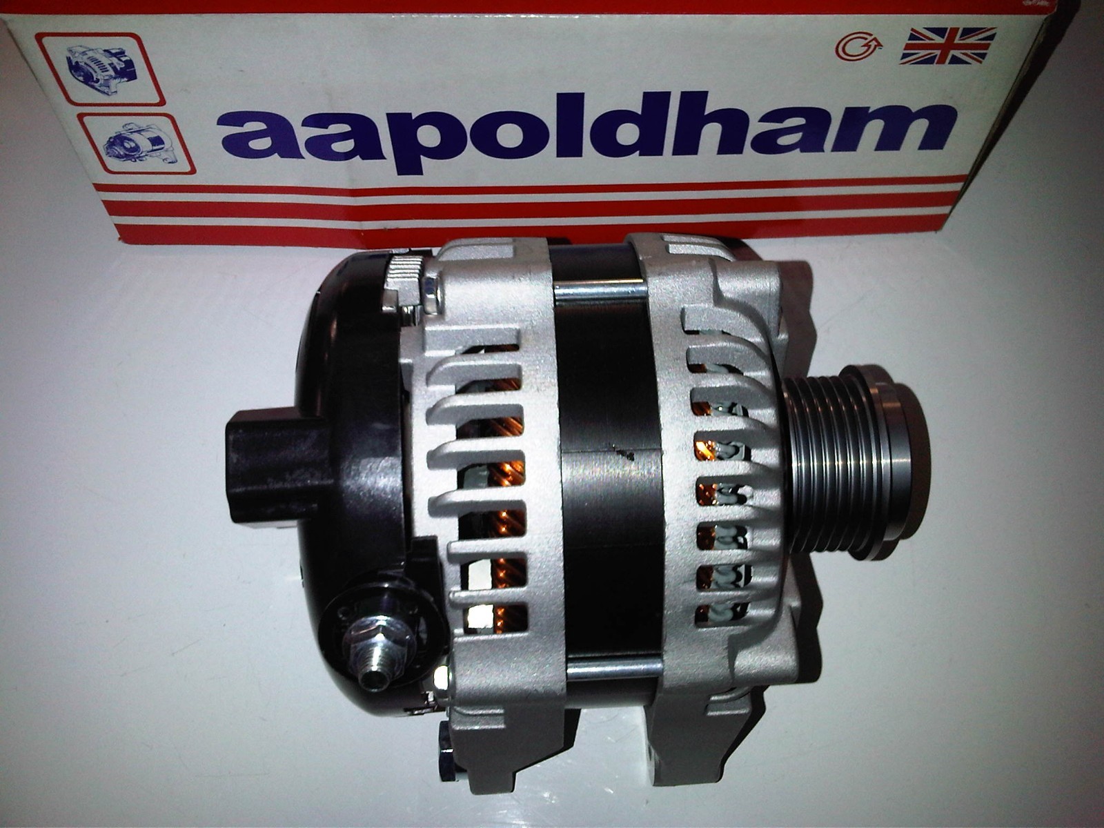 JAGUAR XF 2.2 D DIESEL 20112015 SALOON & SPORTBRAKE BRAND NEW 180A