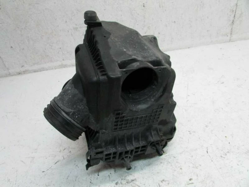 KIA K900 2015-2017 filtro de aire admisión filtro caja carcasa montaje 3,8 L OEM Foto 4 de 4