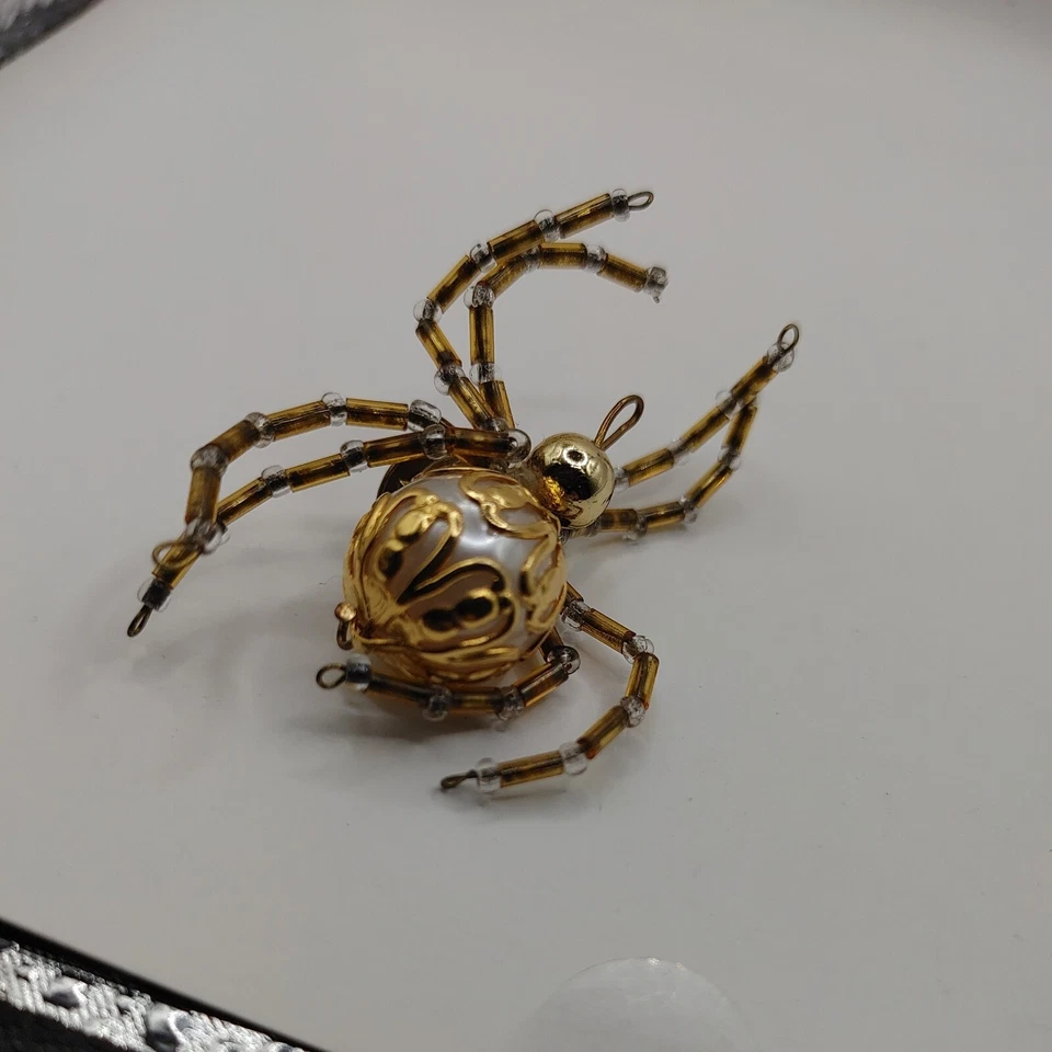 VTG Tie Tack Gold- Tone Spider IMITATION Pearl - Image 2 of 4