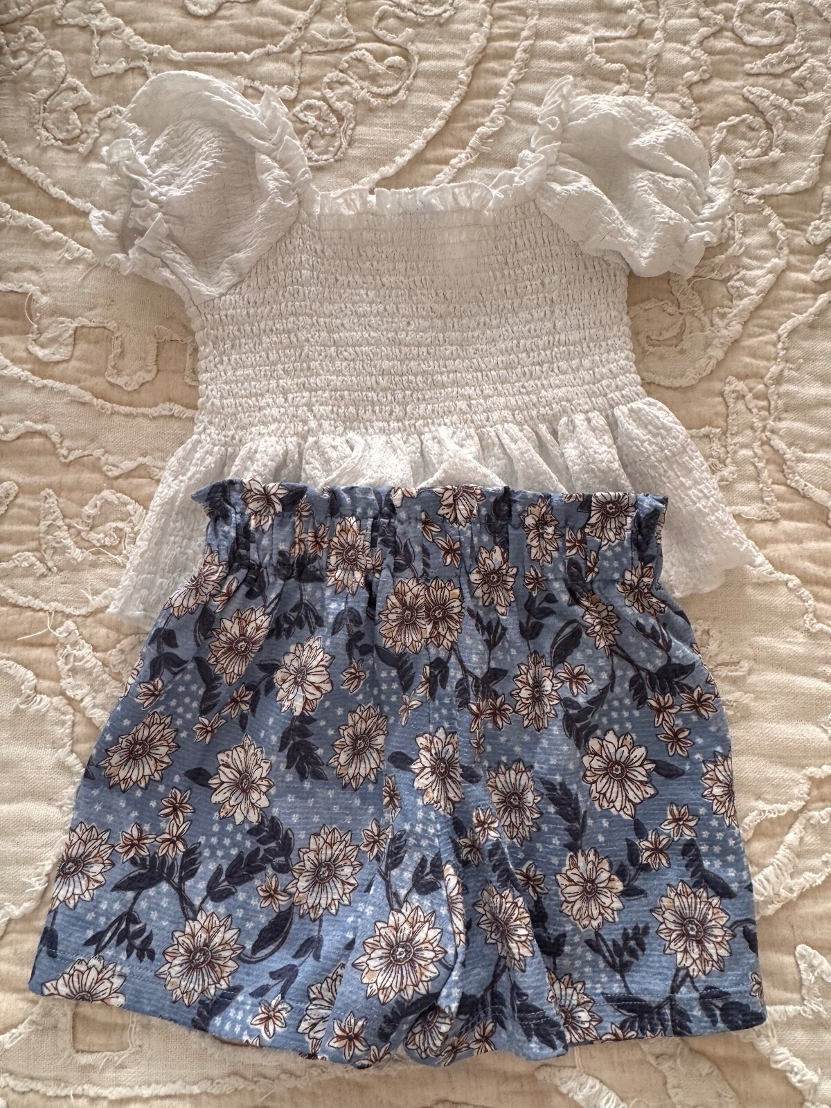 Picture 4 of 5