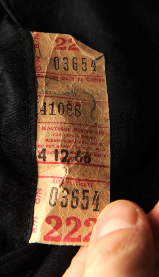 VINTAGE BURTON TAILORED SINGLE BREASTED SUIT 40'' SHORT W 34'' 1960'S image 9