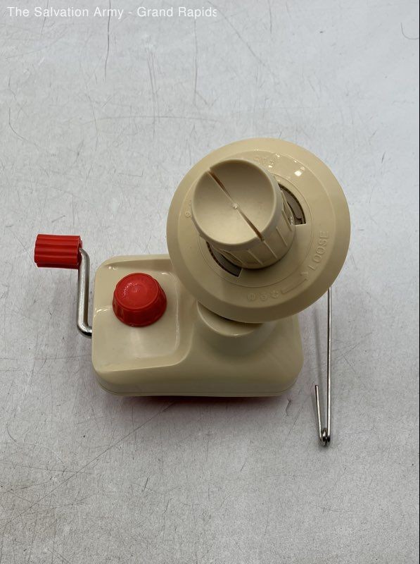 Hand Crank Yarn Ball Knitting Wool Winder With Directions Complete