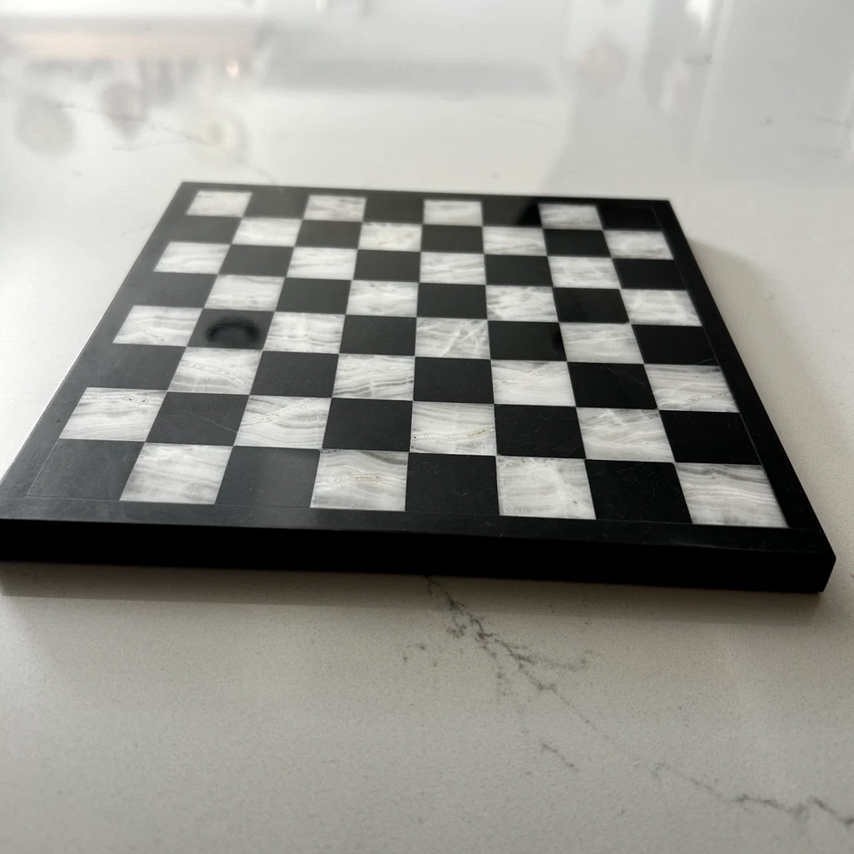 Tablero de ajedrez de mármol blanco y negro de 7 3/4 pulgadas, piedra pulida vintage  Foto 4 de 4