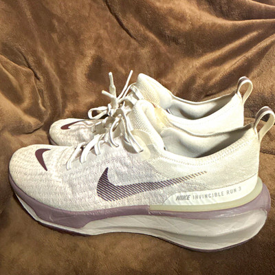 Nike 10.5 ZoomX Invincible Run Flyknit 3 Men s Phantom/Burgundy DR2615-010
