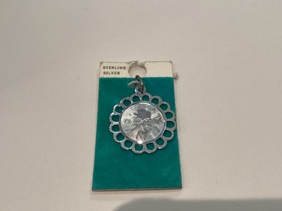 AUTHENTIC SIGNED STERLING SILVER ALASKA UNIQUE CHARM MUST SEE NO RESERVE