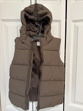 H M Baby/Toddler Puffer Vest with Removable Hood   Size 2T   Excellent Condition