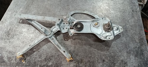 Manueller Fensterheber Tür vorne rechts BMW E34 1944062 Brose 51321944062