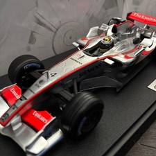 Hot Wheels 1/18 F1 McLaren MP4-21 Montoya 737495