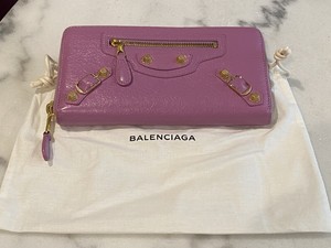 balenciaga pink fur bolsa