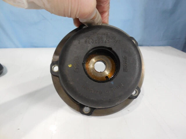 01-05 Audi A4 A6 3,0 л шкив распределительного вала звездочка ГРМ 06C109083D - Изображение 2 из 4