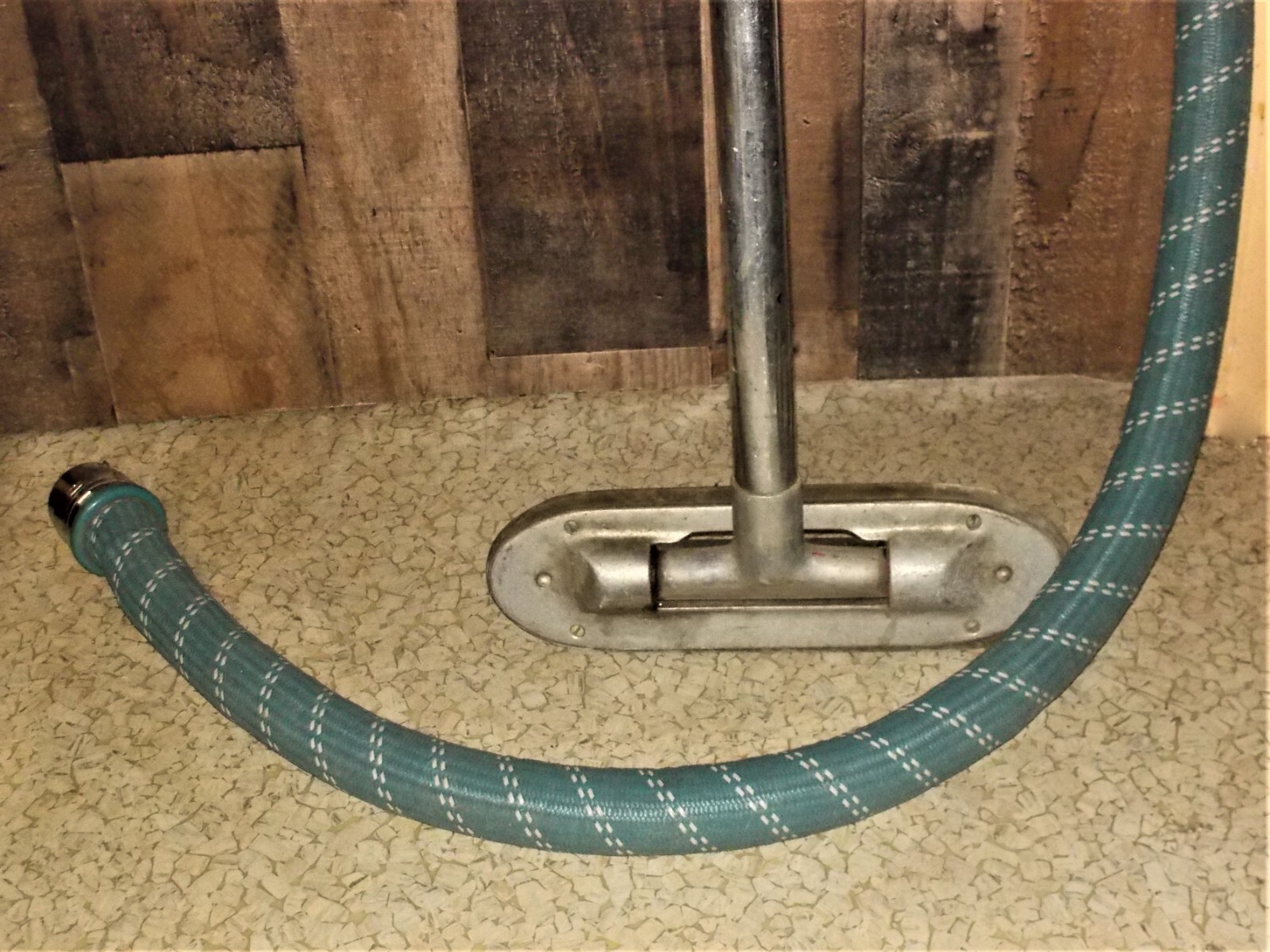 WORKS selling for parts only, Electrolux Automatic Model 1205 Vacuum