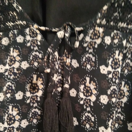 Madewell Dress Women's sz 2 Bl & White smocked long slv EUC Floral lined sheer - Picture 3 of 9