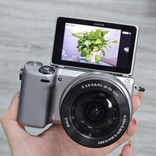 Sony Alpha NEX-5R Mirrorless Camera Silver Body With Sony E 16-50mm Lens Wi-Fi