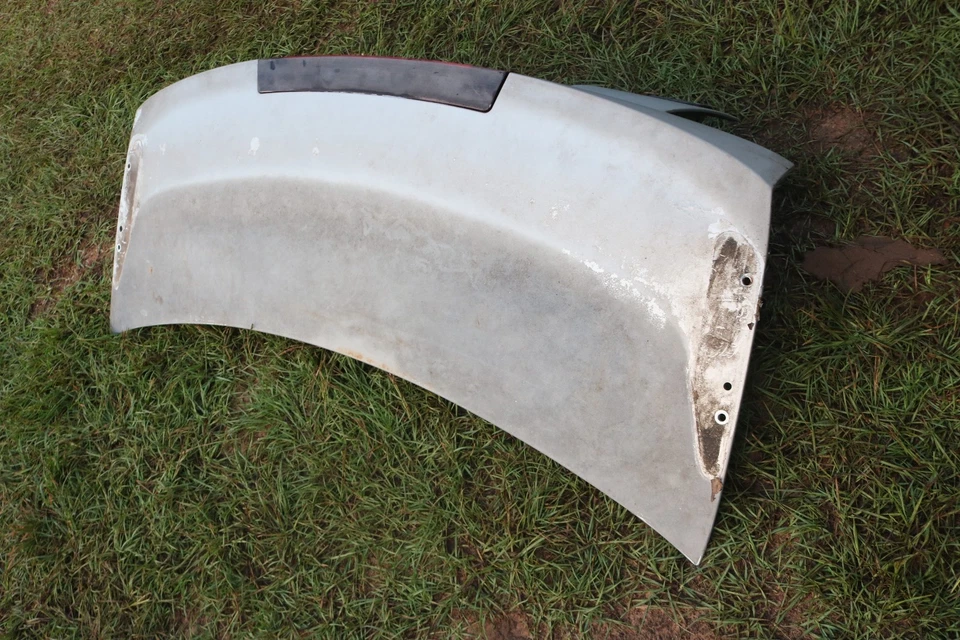 Ford Mustang 2001 2002 2003 2004 tapa maletero trasero Foto 4 de 4