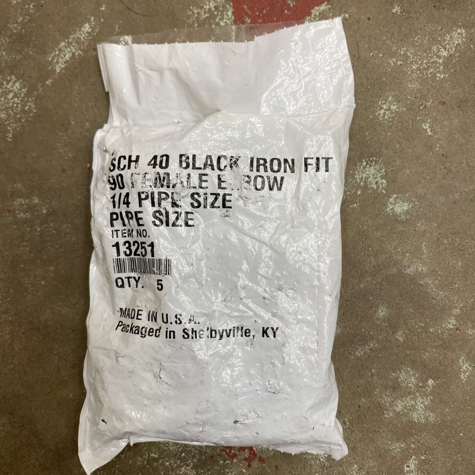 Schedule 40 Black Iron 90° Female Elbow 1/4” Pipe fitting (13251)