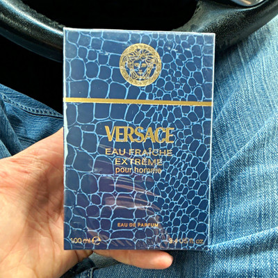 Versace Eau Fraiche Extreme Pour Homme Eau de Parfum Spray 3.4 fl oz