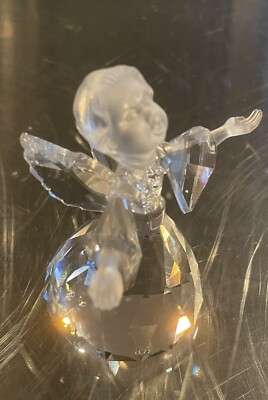 Swarovski Crystal Angel Figurine Cheerful Times Series # 194761 No