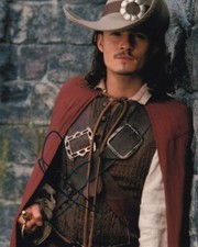 ORLANDO BLOOM signed Autogramm 20x25cm PIRATES OF CARIBBEAN in Person autograph