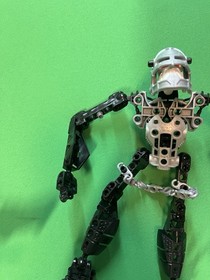 Lego Bionicle 8764 VEZON & FENRAKK , Incomplete