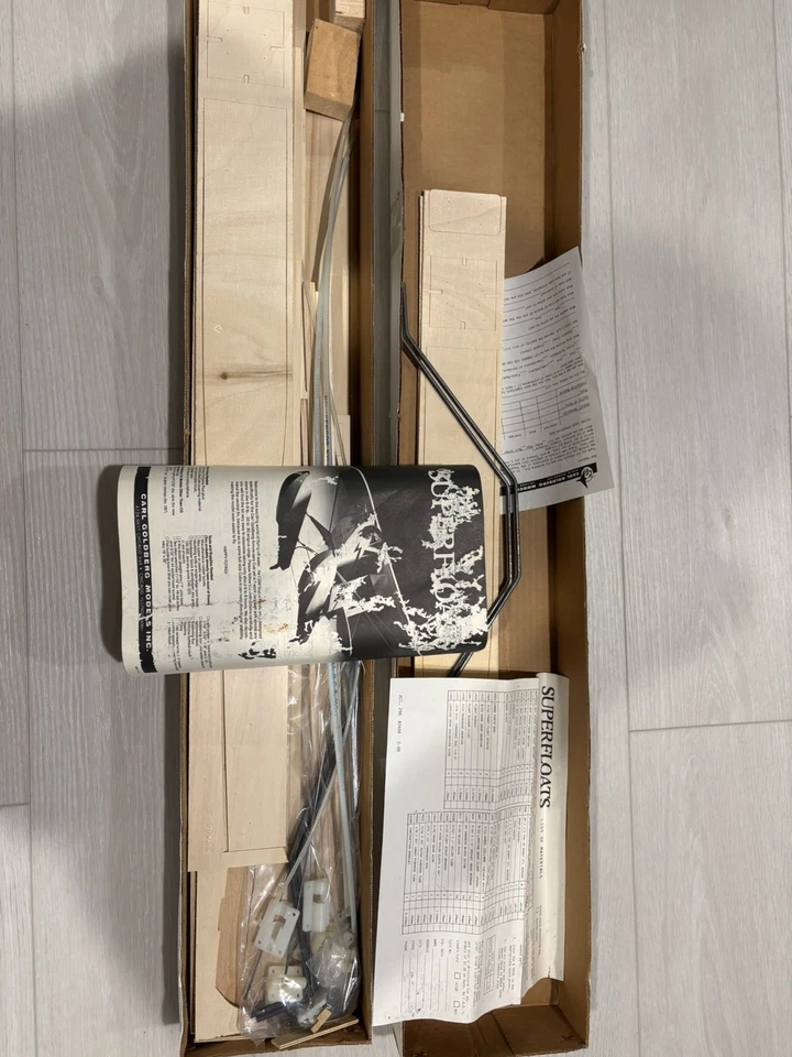 CARL GOLDBERG 36" Superfloats FOR Anniversary Edition Piper Cub Model Kit 296 - Image 3 of 3