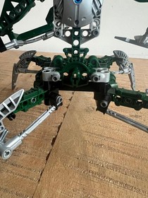 LEGO Bionicle 8622 Nidhiki Complete Set In Great Condition Mata Metru Nui Movie