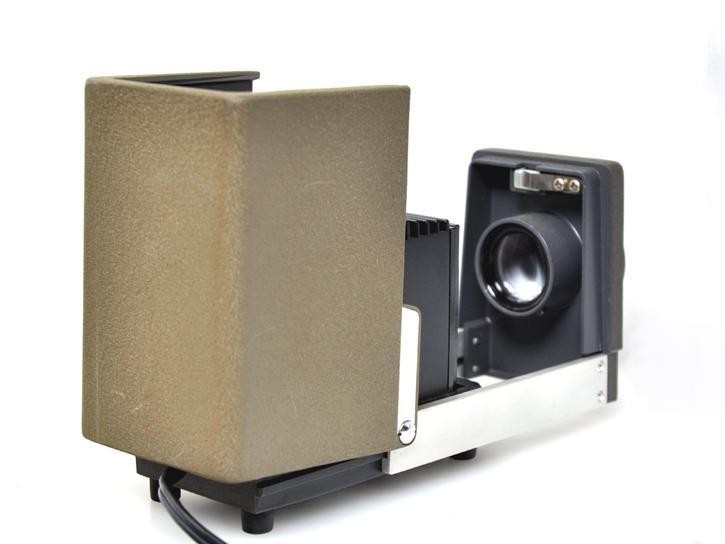 Minolta Mini 35 II Compact 35mm Slide Projector with Rokkor 75/2.5