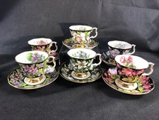 FINE VINTAGE 12-PIECE ROYAL ALBERT PROVINCIAL FLOWERS BONE CHINA TEA SET.